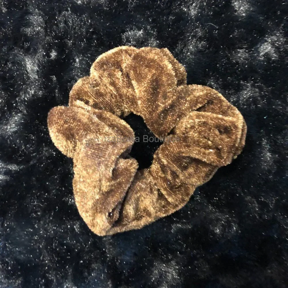 Light Brown Velvet Scrunchie   (kids)  SC2717  Handmade NWT Boutique